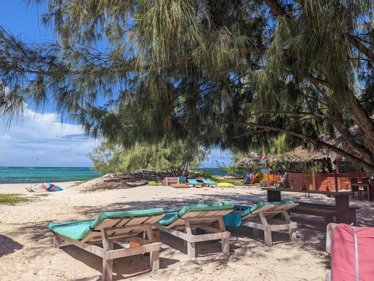 Ocean Lodge Kite & Windsurf Antsiranana المظهر الخارجي الصورة