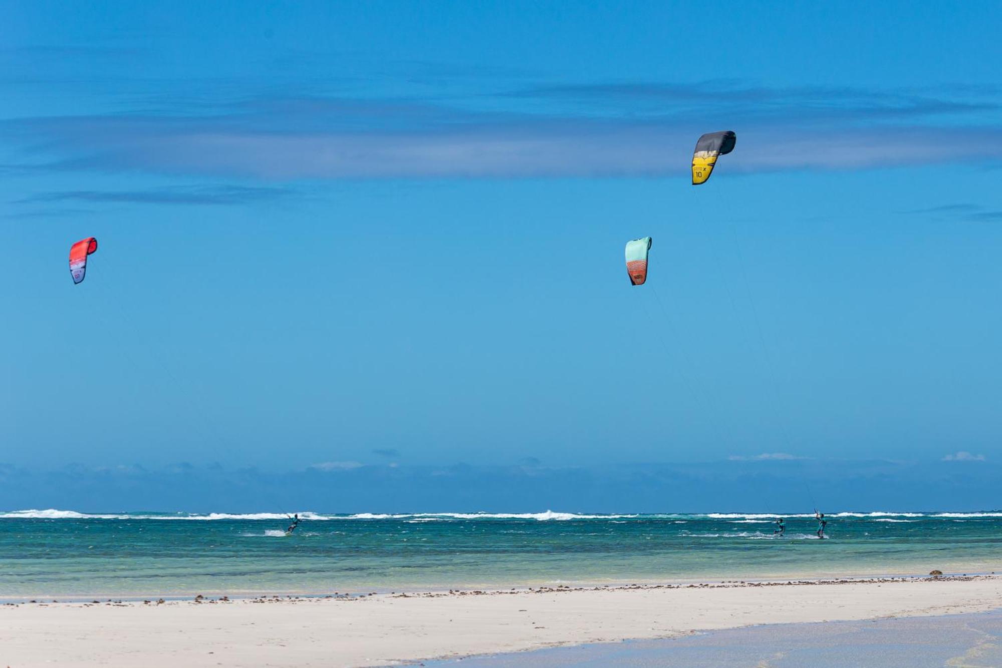 Ocean Lodge Kite & Windsurf Antsiranana المظهر الخارجي الصورة