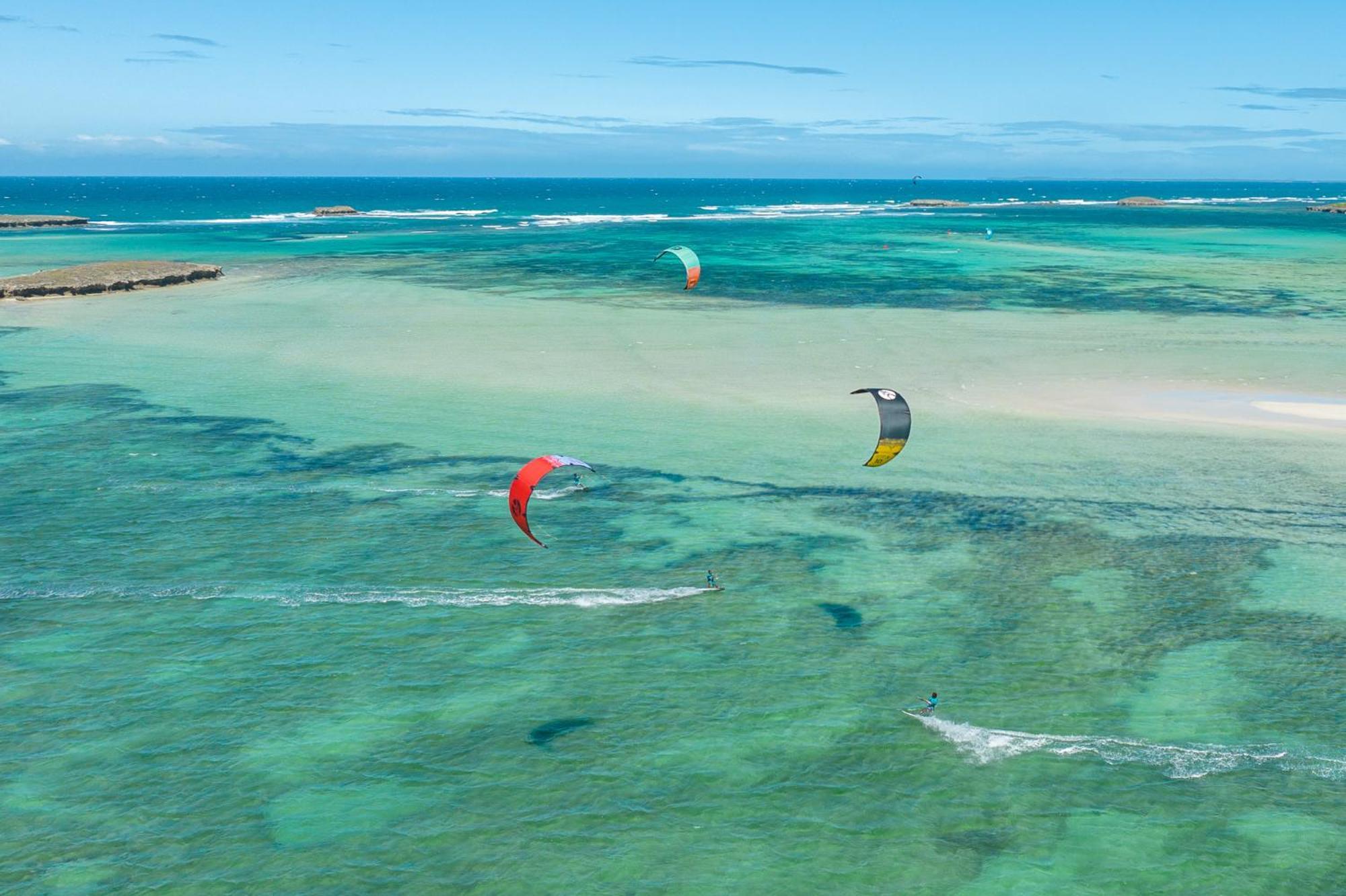 Ocean Lodge Kite & Windsurf Antsiranana المظهر الخارجي الصورة